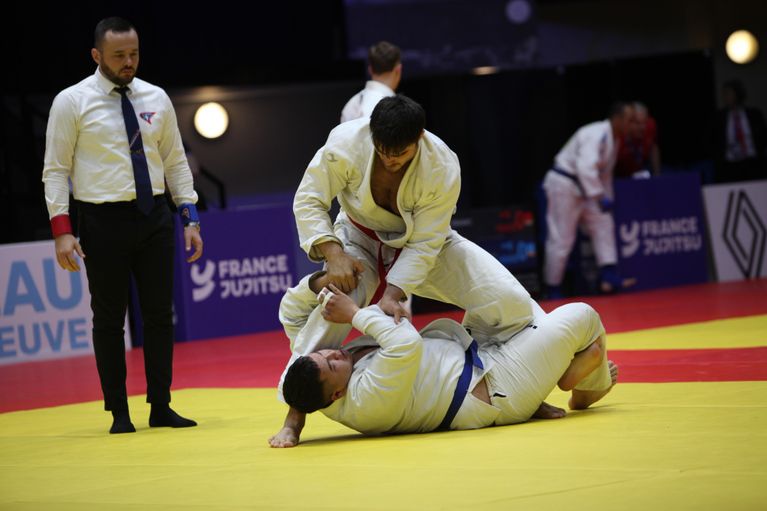 Brauche ich als BJJ-Athlet Krafttraining –
oder reicht Mattenzeit?